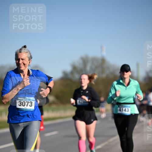 06.04.2025 - 44. Internationalen Wilhelmsburger Insellauf Dr. Thomas Lammeyer http://msf.ph/oto/7559032 06.04.2025 09:35:04 Laufen 3073, 4143 meine-sportfotos.de