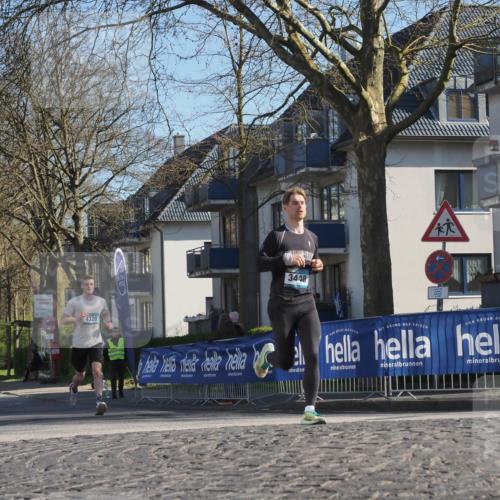 06.04.2025 - 44. Internationalen Wilhelmsburger Insellauf Luisa Fischer http://msf.ph/oto/7559051 06.04.2025 10:26:18 Ziel 4320, 3448 meine-sportfotos.de