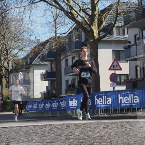 06.04.2025 - 44. Internationalen Wilhelmsburger Insellauf Luisa Fischer http://msf.ph/oto/7559062 06.04.2025 10:26:18 Ziel 4320, 3448 meine-sportfotos.de