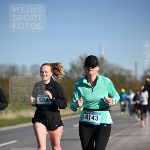 06.04.2025 - 44. Internationalen Wilhelmsburger Insellauf Dr. Thomas Lammeyer http://msf.ph/oto/7559067 06.04.2025 09:35:05 Laufen 4260, 4143 meine-sportfotos.de