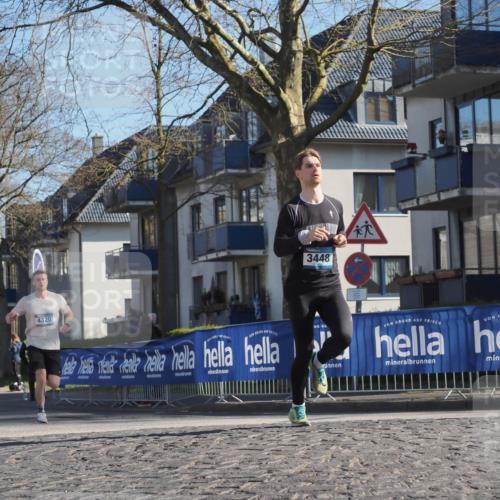 06.04.2025 - 44. Internationalen Wilhelmsburger Insellauf Luisa Fischer http://msf.ph/oto/7559073 06.04.2025 10:26:18 Ziel 4320, 3448 meine-sportfotos.de