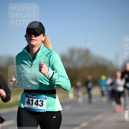 06.04.2025 - 44. Internationalen Wilhelmsburger Insellauf Dr. Thomas Lammeyer http://msf.ph/oto/7559099 06.04.2025 09:35:07 Laufen 4143 meine-sportfotos.de