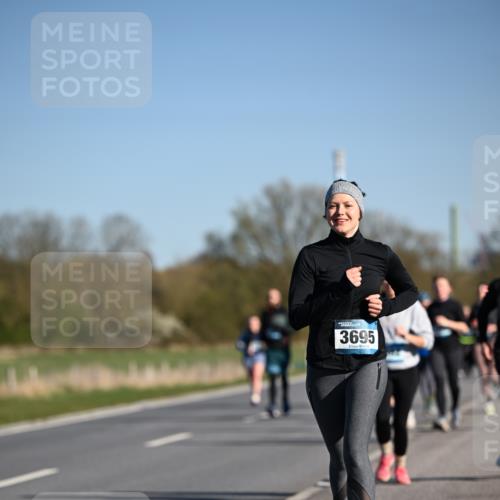 06.04.2025 - 44. Internationalen Wilhelmsburger Insellauf Dr. Thomas Lammeyer http://msf.ph/oto/7559177 06.04.2025 09:35:10 Laufen 3695 meine-sportfotos.de