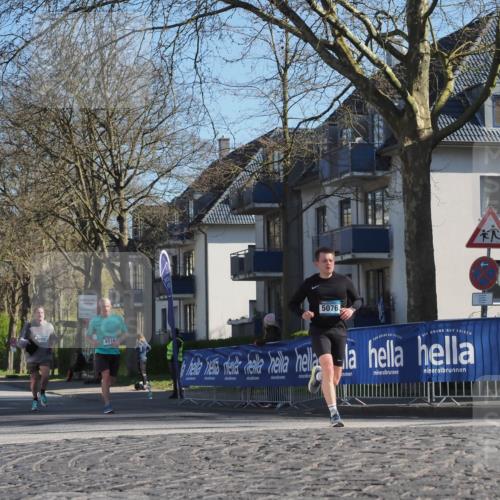 06.04.2025 - 44. Internationalen Wilhelmsburger Insellauf Luisa Fischer http://msf.ph/oto/7559189 06.04.2025 10:26:35 Ziel 3099, 4516, 5076 meine-sportfotos.de