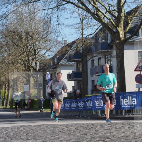 06.04.2025 - 44. Internationalen Wilhelmsburger Insellauf Luisa Fischer http://msf.ph/oto/7559272 06.04.2025 10:26:38 Ziel 4327, 3099, 4516 meine-sportfotos.de