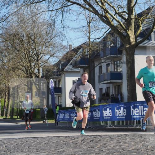 06.04.2025 - 44. Internationalen Wilhelmsburger Insellauf Luisa Fischer http://msf.ph/oto/7559289 06.04.2025 10:26:38 Ziel 4516, 3099, 4327 meine-sportfotos.de