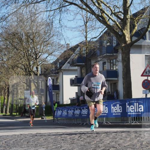 06.04.2025 - 44. Internationalen Wilhelmsburger Insellauf Luisa Fischer http://msf.ph/oto/7559298 06.04.2025 10:26:39 Ziel 3099, 45, 4327 meine-sportfotos.de