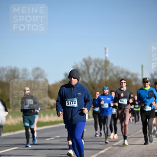 06.04.2025 - 44. Internationalen Wilhelmsburger Insellauf Dr. Thomas Lammeyer http://msf.ph/oto/7559317 06.04.2025 09:35:15 Laufen 5172, 1062 meine-sportfotos.de