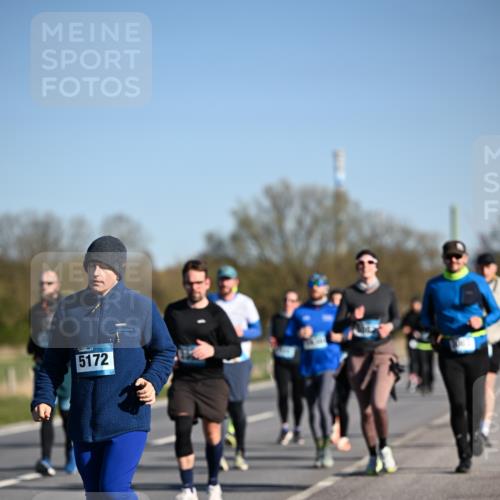 06.04.2025 - 44. Internationalen Wilhelmsburger Insellauf Dr. Thomas Lammeyer http://msf.ph/oto/7559341 06.04.2025 09:35:16 Laufen 5172 meine-sportfotos.de