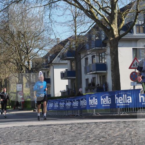 06.04.2025 - 44. Internationalen Wilhelmsburger Insellauf Luisa Fischer http://msf.ph/oto/7559444 06.04.2025 10:26:48 Ziel 4073, 4014, 4282 meine-sportfotos.de
