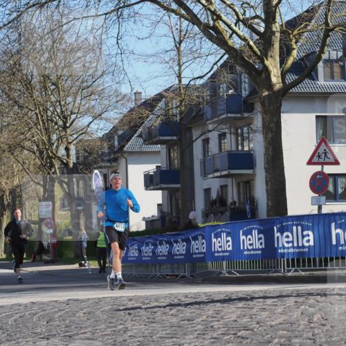 06.04.2025 - 44. Internationalen Wilhelmsburger Insellauf Luisa Fischer http://msf.ph/oto/7559453 06.04.2025 10:26:49 Ziel 4014 meine-sportfotos.de