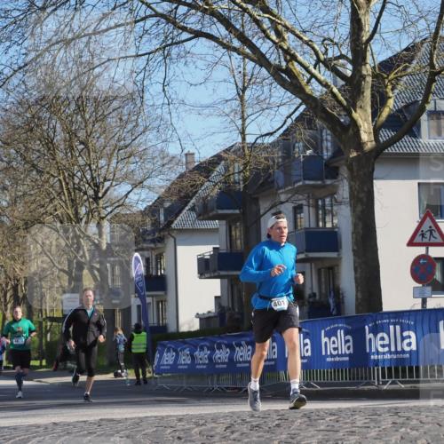 06.04.2025 - 44. Internationalen Wilhelmsburger Insellauf Luisa Fischer http://msf.ph/oto/7559488 06.04.2025 10:26:50 Ziel 4073, 401 meine-sportfotos.de