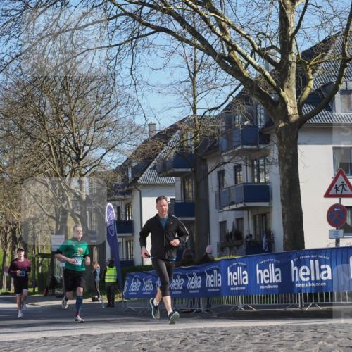 06.04.2025 - 44. Internationalen Wilhelmsburger Insellauf Luisa Fischer http://msf.ph/oto/7559535 06.04.2025 10:26:51 Ziel 073 meine-sportfotos.de