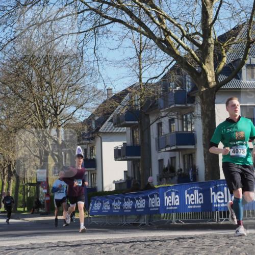 06.04.2025 - 44. Internationalen Wilhelmsburger Insellauf Luisa Fischer http://msf.ph/oto/7559566 06.04.2025 10:26:54 Ziel 4073, 3516, 486 meine-sportfotos.de