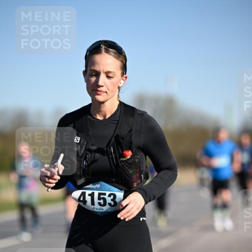 06.04.2025 - 44. Internationalen Wilhelmsburger Insellauf Dr. Thomas Lammeyer http://msf.ph/oto/7559632 06.04.2025 09:35:25 Laufen 4153 meine-sportfotos.de