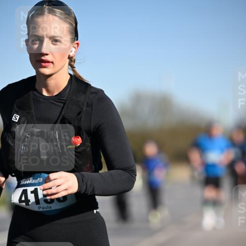 06.04.2025 - 44. Internationalen Wilhelmsburger Insellauf Dr. Thomas Lammeyer http://msf.ph/oto/7559642 06.04.2025 09:35:26 Laufen 4153 meine-sportfotos.de