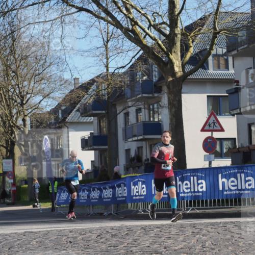 06.04.2025 - 44. Internationalen Wilhelmsburger Insellauf Luisa Fischer http://msf.ph/oto/7559758 06.04.2025 10:27:04 Ziel 4203 meine-sportfotos.de