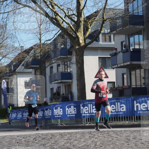 06.04.2025 - 44. Internationalen Wilhelmsburger Insellauf Luisa Fischer http://msf.ph/oto/7559773 06.04.2025 10:27:05 Ziel 4259 meine-sportfotos.de