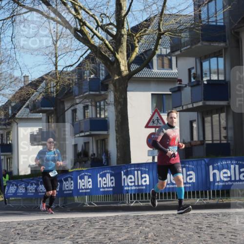 06.04.2025 - 44. Internationalen Wilhelmsburger Insellauf Luisa Fischer http://msf.ph/oto/7559778 06.04.2025 10:27:05 Ziel 203, 4259 meine-sportfotos.de