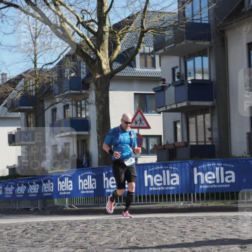 06.04.2025 - 44. Internationalen Wilhelmsburger Insellauf Luisa Fischer http://msf.ph/oto/7559797 06.04.2025 10:27:06 Ziel 4259 meine-sportfotos.de