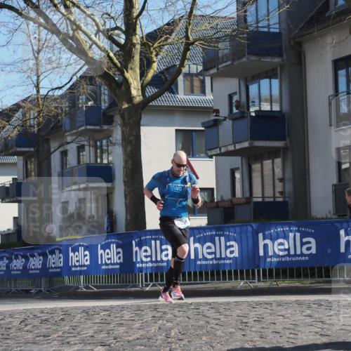 06.04.2025 - 44. Internationalen Wilhelmsburger Insellauf Luisa Fischer http://msf.ph/oto/7559801 06.04.2025 10:27:06 Ziel  meine-sportfotos.de