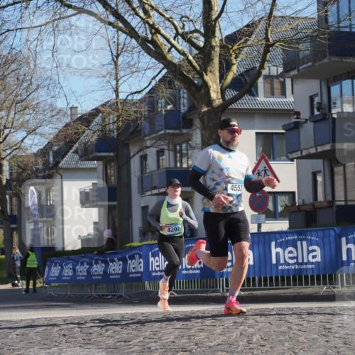 06.04.2025 - 44. Internationalen Wilhelmsburger Insellauf Luisa Fischer http://msf.ph/oto/7559973 06.04.2025 10:27:13 Ziel 4207, 4553 meine-sportfotos.de
