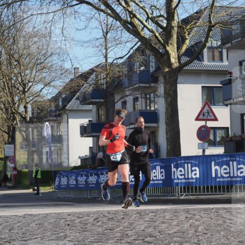 06.04.2025 - 44. Internationalen Wilhelmsburger Insellauf Luisa Fischer http://msf.ph/oto/7560070 06.04.2025 10:27:25 Ziel 3117, 4305, 596 meine-sportfotos.de