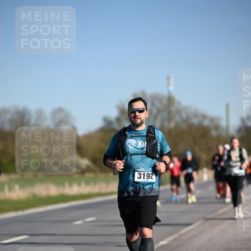 06.04.2025 - 44. Internationalen Wilhelmsburger Insellauf Dr. Thomas Lammeyer http://msf.ph/oto/7560142 06.04.2025 09:35:42 Laufen 3192 meine-sportfotos.de
