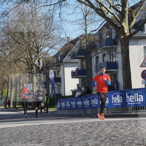 06.04.2025 - 44. Internationalen Wilhelmsburger Insellauf Luisa Fischer http://msf.ph/oto/7560144 06.04.2025 10:27:36 Ziel 3824, 3552 meine-sportfotos.de