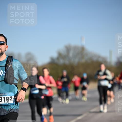 06.04.2025 - 44. Internationalen Wilhelmsburger Insellauf Dr. Thomas Lammeyer http://msf.ph/oto/7560190 06.04.2025 09:35:44 Laufen 3192 meine-sportfotos.de