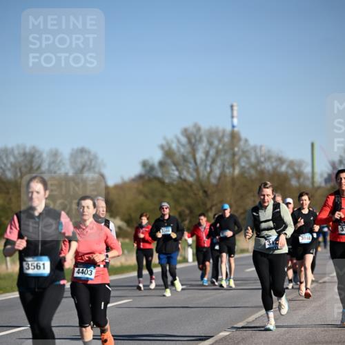 06.04.2025 - 44. Internationalen Wilhelmsburger Insellauf Dr. Thomas Lammeyer http://msf.ph/oto/7560200 06.04.2025 09:35:45 Laufen 3561, 4403, 31, 3048, 31 meine-sportfotos.de