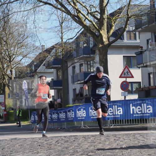 06.04.2025 - 44. Internationalen Wilhelmsburger Insellauf Luisa Fischer http://msf.ph/oto/7560207 06.04.2025 10:27:39 Ziel 3824, 3552 meine-sportfotos.de