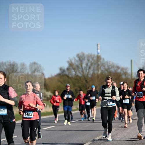 06.04.2025 - 44. Internationalen Wilhelmsburger Insellauf Dr. Thomas Lammeyer http://msf.ph/oto/7560217 06.04.2025 09:35:45 Laufen 161, 4403, 3048, 3125 meine-sportfotos.de