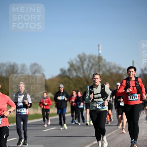 06.04.2025 - 44. Internationalen Wilhelmsburger Insellauf Dr. Thomas Lammeyer http://msf.ph/oto/7560251 06.04.2025 09:35:46 Laufen 312, 3327, 3125 meine-sportfotos.de