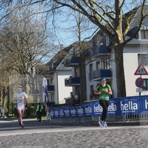 06.04.2025 - 44. Internationalen Wilhelmsburger Insellauf Luisa Fischer http://msf.ph/oto/7560271 06.04.2025 10:27:44 Ziel 3804, 4615 meine-sportfotos.de