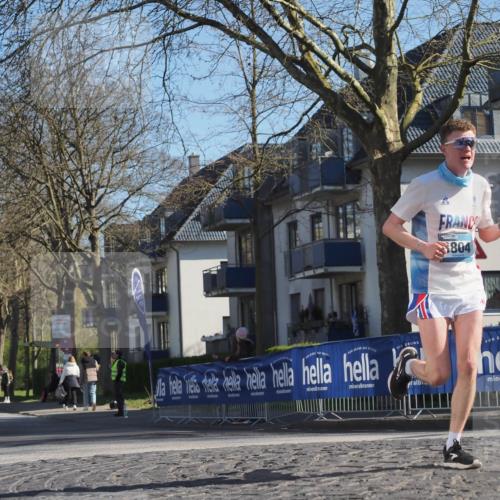 06.04.2025 - 44. Internationalen Wilhelmsburger Insellauf Luisa Fischer http://msf.ph/oto/7560375 06.04.2025 10:27:47 Ziel 804 meine-sportfotos.de