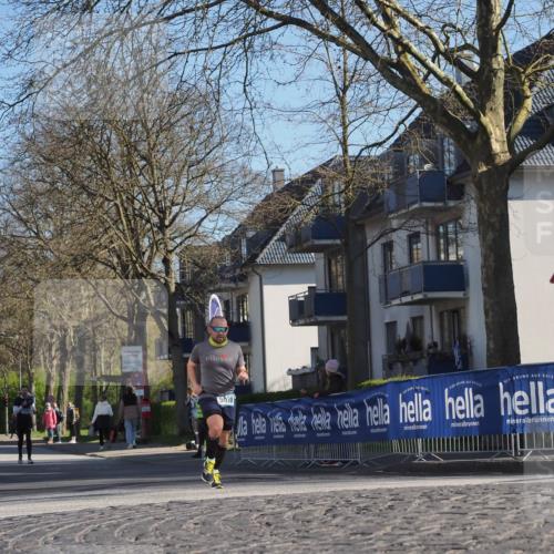 06.04.2025 - 44. Internationalen Wilhelmsburger Insellauf Luisa Fischer http://msf.ph/oto/7560379 06.04.2025 10:27:50 Ziel 5070 meine-sportfotos.de
