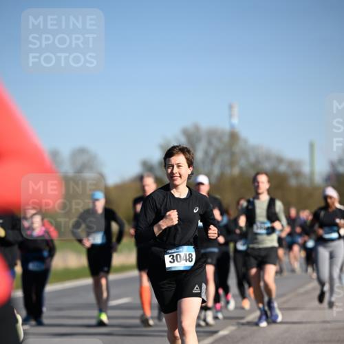 06.04.2025 - 44. Internationalen Wilhelmsburger Insellauf Dr. Thomas Lammeyer http://msf.ph/oto/7560392 06.04.2025 09:35:51 Laufen 3048 meine-sportfotos.de