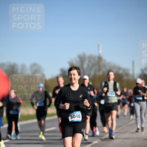 06.04.2025 - 44. Internationalen Wilhelmsburger Insellauf Dr. Thomas Lammeyer http://msf.ph/oto/7560398 06.04.2025 09:35:51 Laufen 3048 meine-sportfotos.de