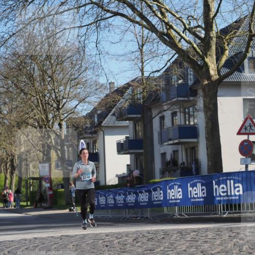 06.04.2025 - 44. Internationalen Wilhelmsburger Insellauf Luisa Fischer http://msf.ph/oto/7560515 06.04.2025 10:28:02 Ziel 3748 meine-sportfotos.de