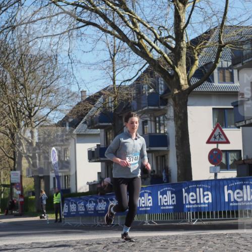 06.04.2025 - 44. Internationalen Wilhelmsburger Insellauf Luisa Fischer http://msf.ph/oto/7560565 06.04.2025 10:28:04 Ziel 3748 meine-sportfotos.de