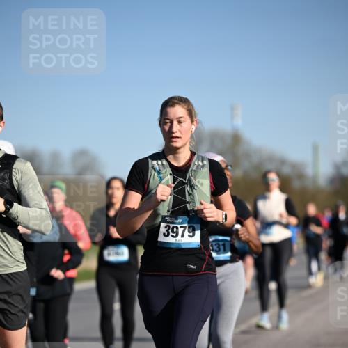 06.04.2025 - 44. Internationalen Wilhelmsburger Insellauf Dr. Thomas Lammeyer http://msf.ph/oto/7560567 06.04.2025 09:35:56 Laufen 3979, 131 meine-sportfotos.de