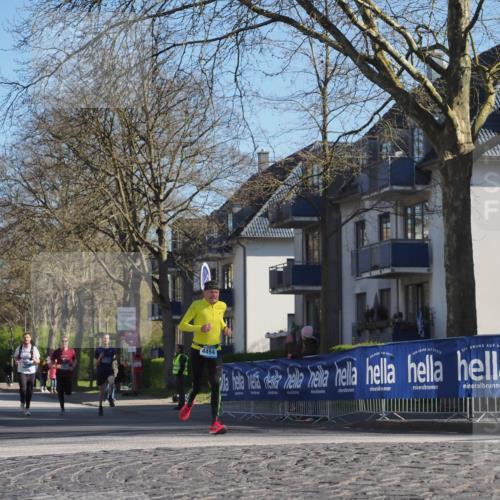 06.04.2025 - 44. Internationalen Wilhelmsburger Insellauf Luisa Fischer http://msf.ph/oto/7560595 06.04.2025 10:28:19 Ziel 4124, 4454 meine-sportfotos.de