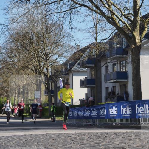 06.04.2025 - 44. Internationalen Wilhelmsburger Insellauf Luisa Fischer http://msf.ph/oto/7560603 06.04.2025 10:28:19 Ziel 4174, 4454 meine-sportfotos.de
