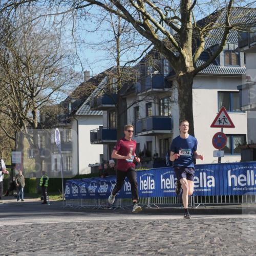06.04.2025 - 44. Internationalen Wilhelmsburger Insellauf Luisa Fischer http://msf.ph/oto/7560714 06.04.2025 10:28:22 Ziel 4250, 4174 meine-sportfotos.de