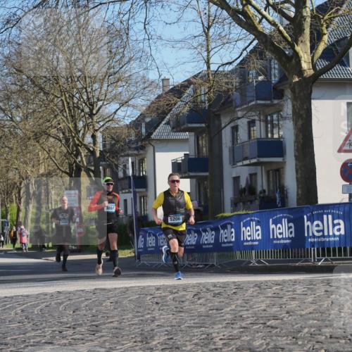 06.04.2025 - 44. Internationalen Wilhelmsburger Insellauf Luisa Fischer http://msf.ph/oto/7560778 06.04.2025 10:28:32 Ziel 3403, 3884, 5206 meine-sportfotos.de