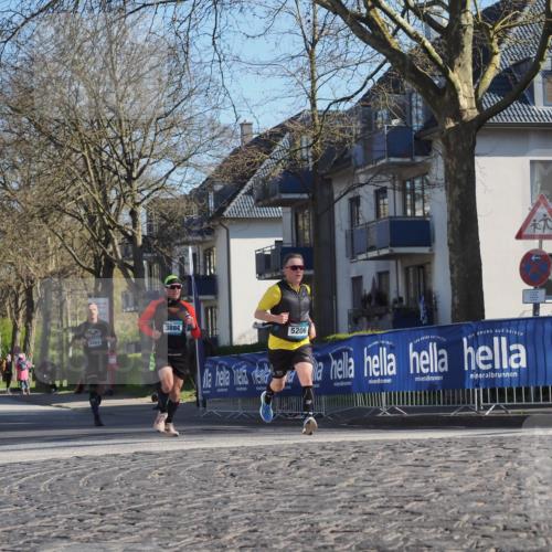 06.04.2025 - 44. Internationalen Wilhelmsburger Insellauf Luisa Fischer http://msf.ph/oto/7560786 06.04.2025 10:28:32 Ziel 1, 3403, 3884, 5206 meine-sportfotos.de