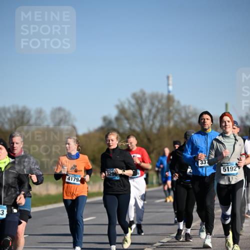 06.04.2025 - 44. Internationalen Wilhelmsburger Insellauf Dr. Thomas Lammeyer http://msf.ph/oto/7560794 06.04.2025 09:36:04 Laufen 33, 4179, 3296, 337, 5192 meine-sportfotos.de