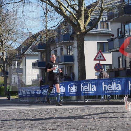 06.04.2025 - 44. Internationalen Wilhelmsburger Insellauf Luisa Fischer http://msf.ph/oto/7560859 06.04.2025 10:28:35 Ziel 3403, 3884 meine-sportfotos.de