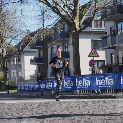 06.04.2025 - 44. Internationalen Wilhelmsburger Insellauf Luisa Fischer http://msf.ph/oto/7560867 06.04.2025 10:28:36 Ziel 3403 meine-sportfotos.de